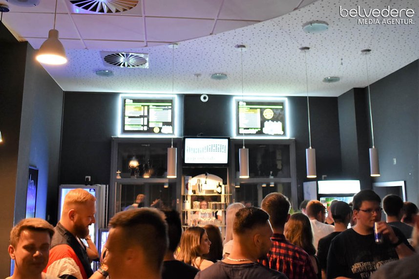 Party im Jugendclubhaus in Nordhausen - der Samstag
