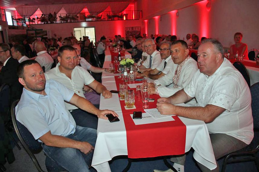 Lockere Gespr&auml;chsrunden zum Jubil&auml;um