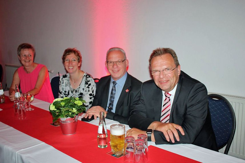 Lockere Gespr&auml;chsrunden zum Jubil&auml;um