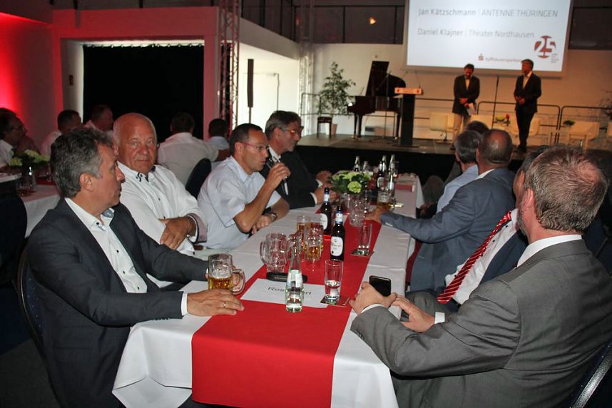 Lockere Gespr&auml;chsrunden zum Jubil&auml;um