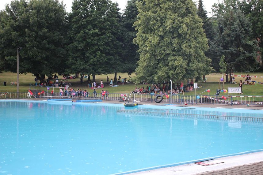 Traditionelles Schwimmbadfest der GS Franzberg