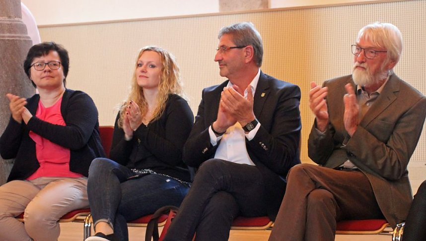 Erfolgreiche Premiere von "Tr&auml;ume"