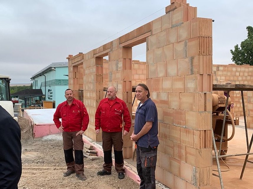 Baustelle der Rettungswache besucht