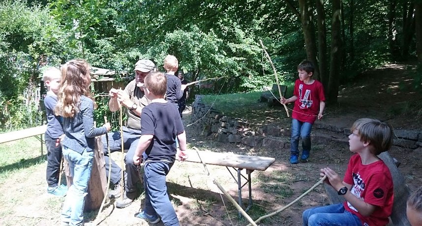 Naturcamp auf dem Abenteuerspielplatz