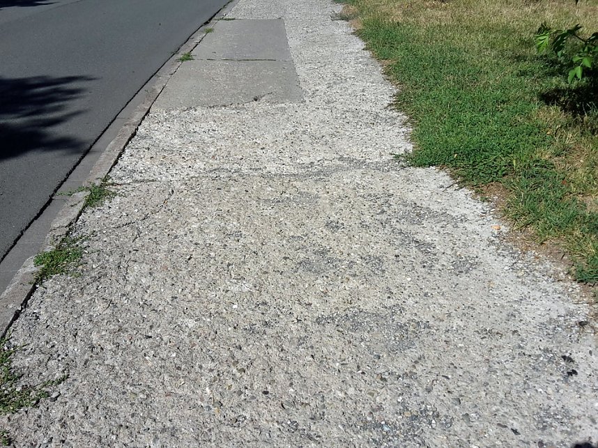 Verkehrsberuhigte Zone gefordert