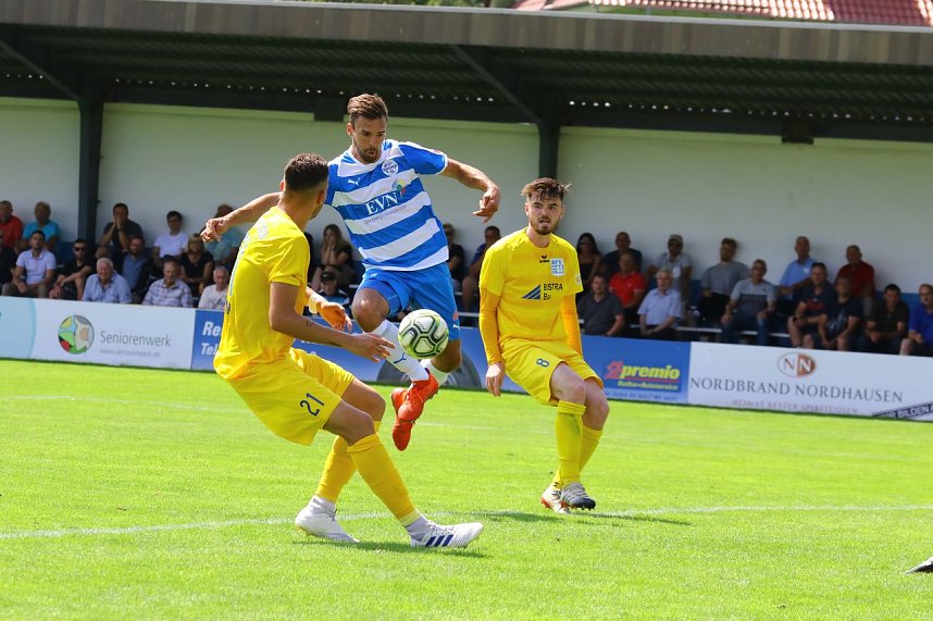 Wacker gewinnt 8:0 gegen Bischofswerda