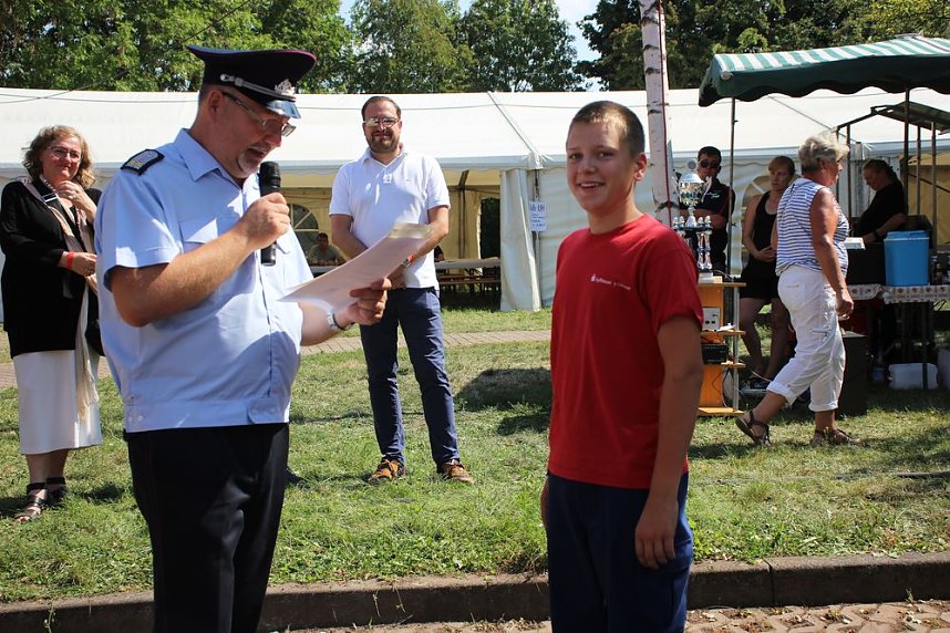 Feuerwehrfest mit Kindersachenbasar