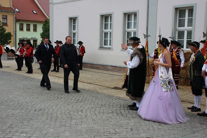 Hausm&auml;nner zogen durch die Kurstadt