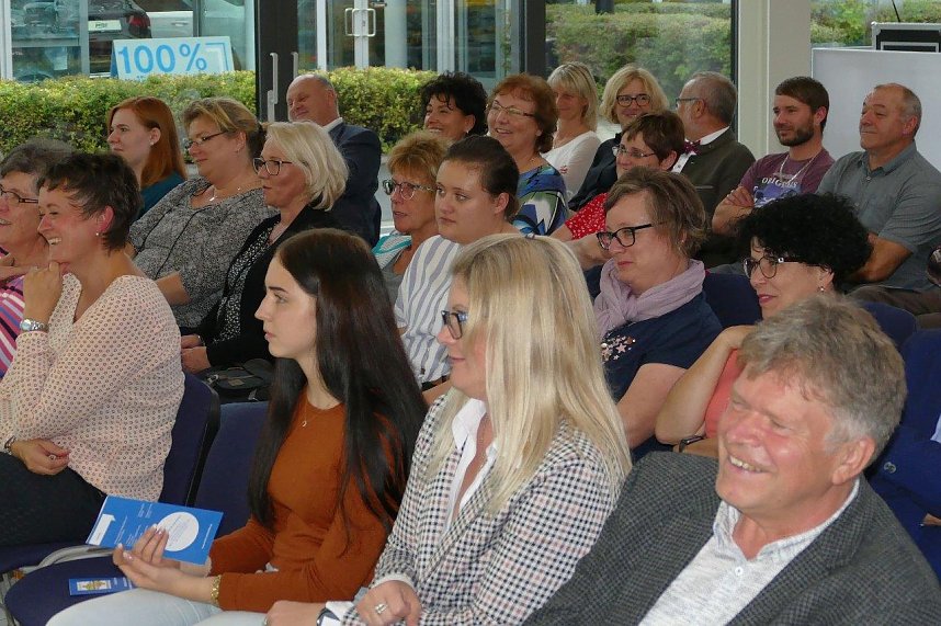 Marijke Amado begeisterte im Autohaus Peter mit lecker Abend