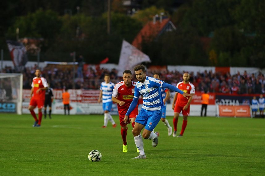 1:0 Wacker besiegt RWE