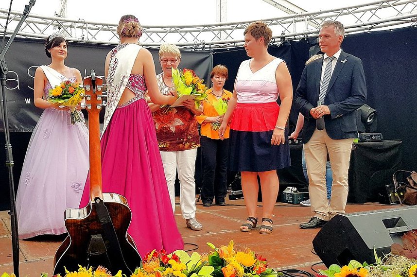 Gro&szlig;e Beteiligung am  25. "Frankenh&auml;user Blumensommer" 2019