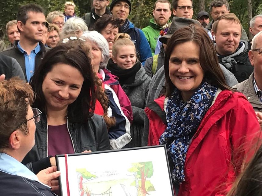 Einweihung H&auml;ngeseilbr&uuml;cke