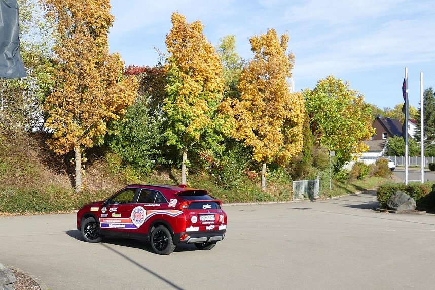 Autos an THC-M&auml;dels &uuml;bergeben