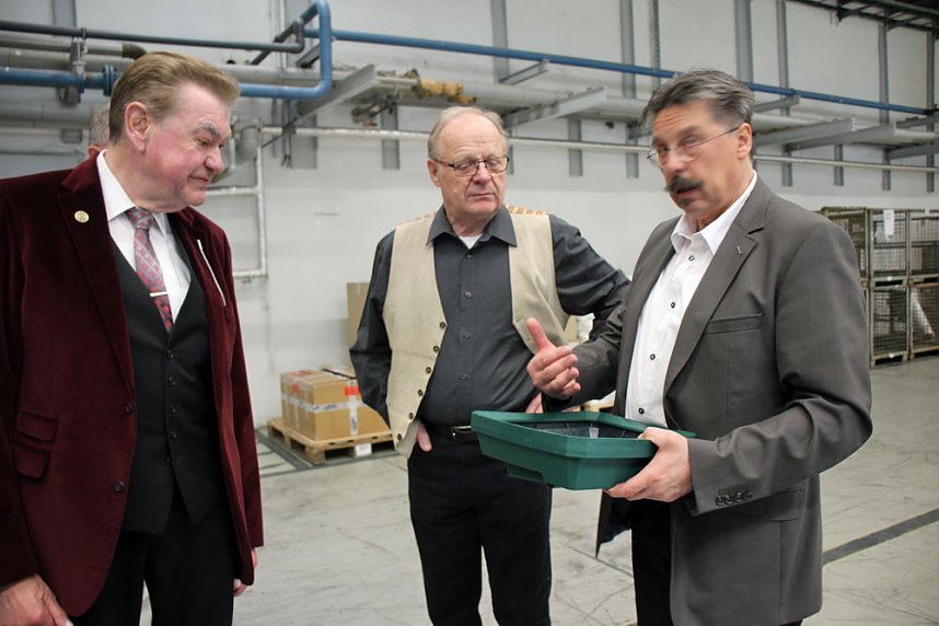 Spende f&uuml;r Loh-Orchester und neuste Technologien