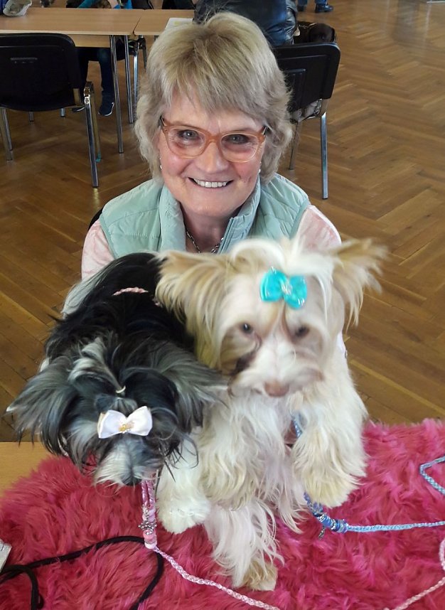 &Uuml;ber 90 Hunde bewarben sich auf Ausstellung in Trebra um Pokale