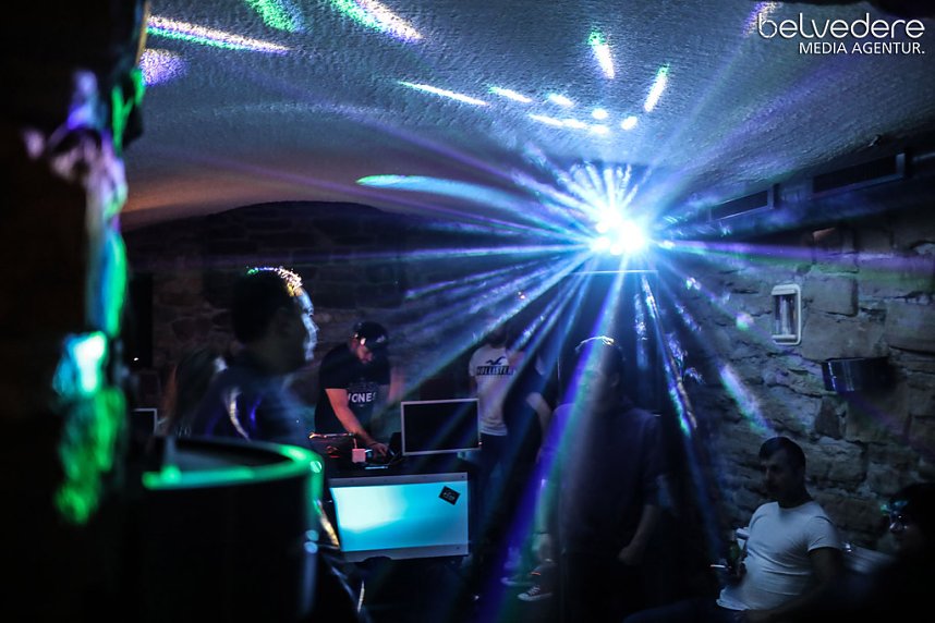 Party im Jugendclubhaus in Nordhausen - der Samstag