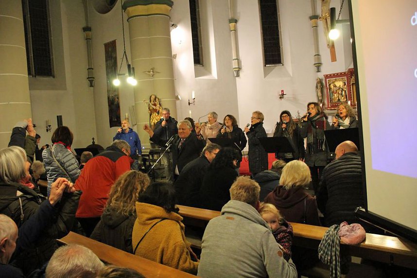 Friedensgebet mit Friedensmarsch