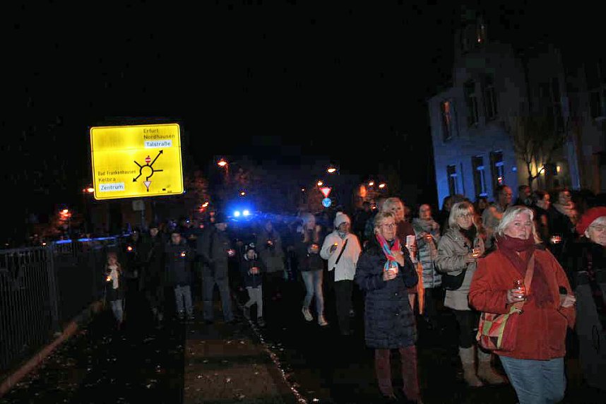 Friedensgebet mit Friedensmarsch