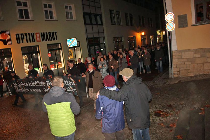 Friedensgebet mit Friedensmarsch