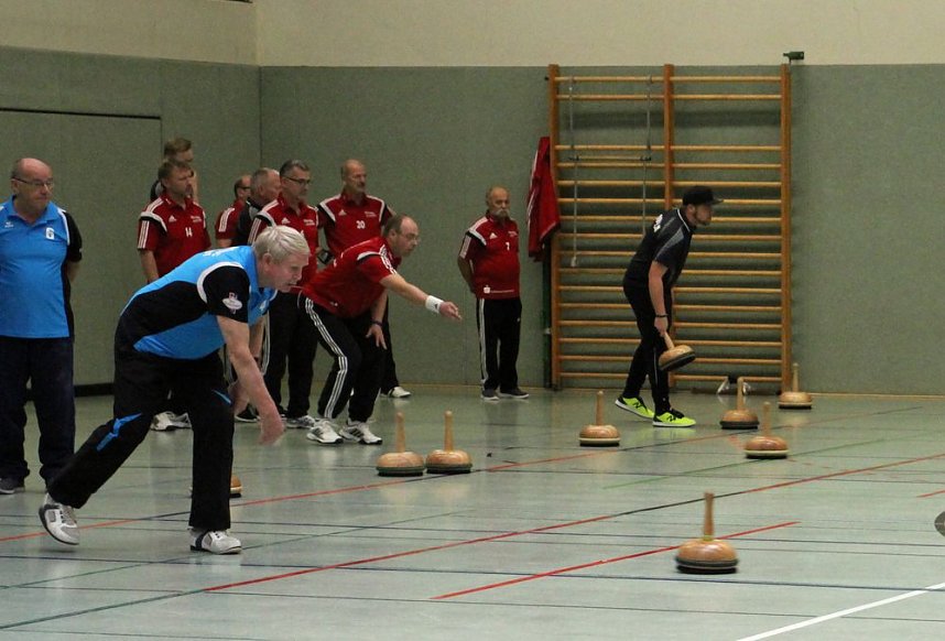 Meisterschaften im Bosseln er&ouml;ffnet