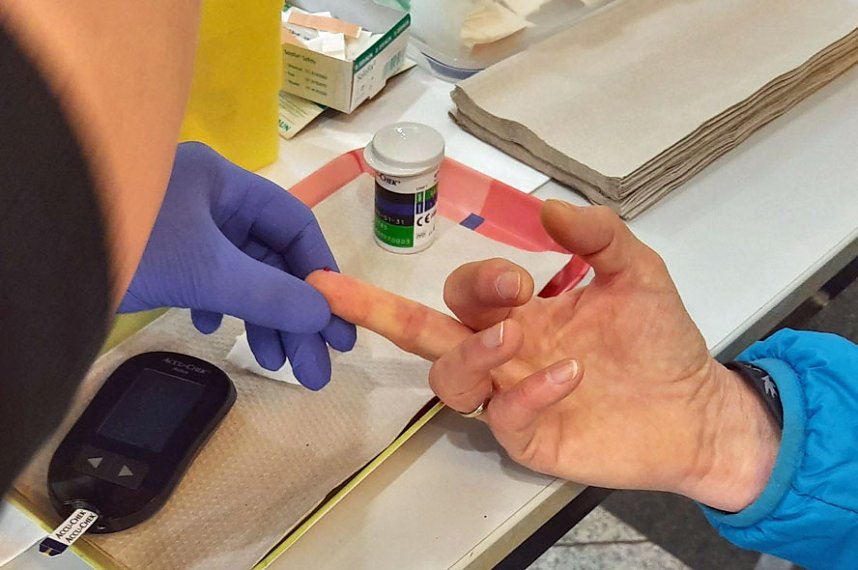 Wieder Informationsstand zum Welt-AIDS-Tag