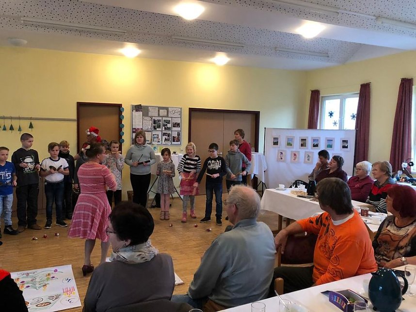 Kommunikatives Fr&uuml;hst&uuml;ck mit Weihnachtsprogramm