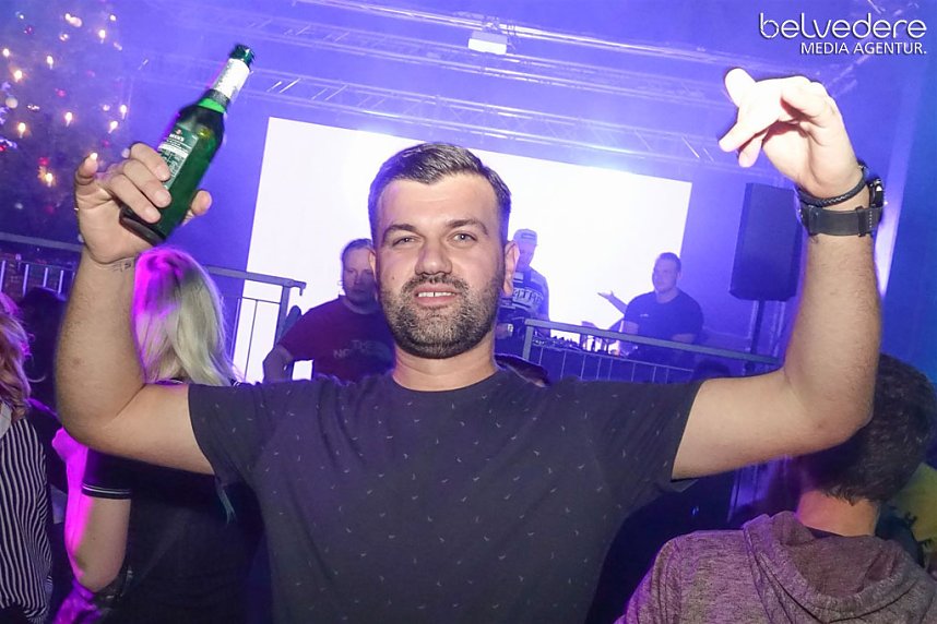 Party im Jugendclubhaus in Nordhausen - der Samstag