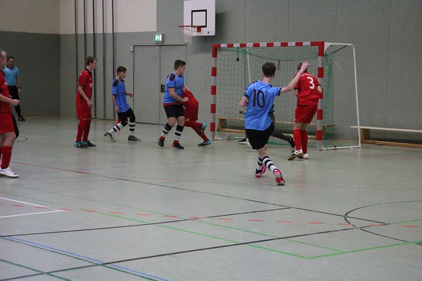 Hallenkreismeisterschaften der<b> C- und D- Junioren</b> statt und hier gibt es die Ergebnisse mit Bildergalerie bei der C-Jugend...