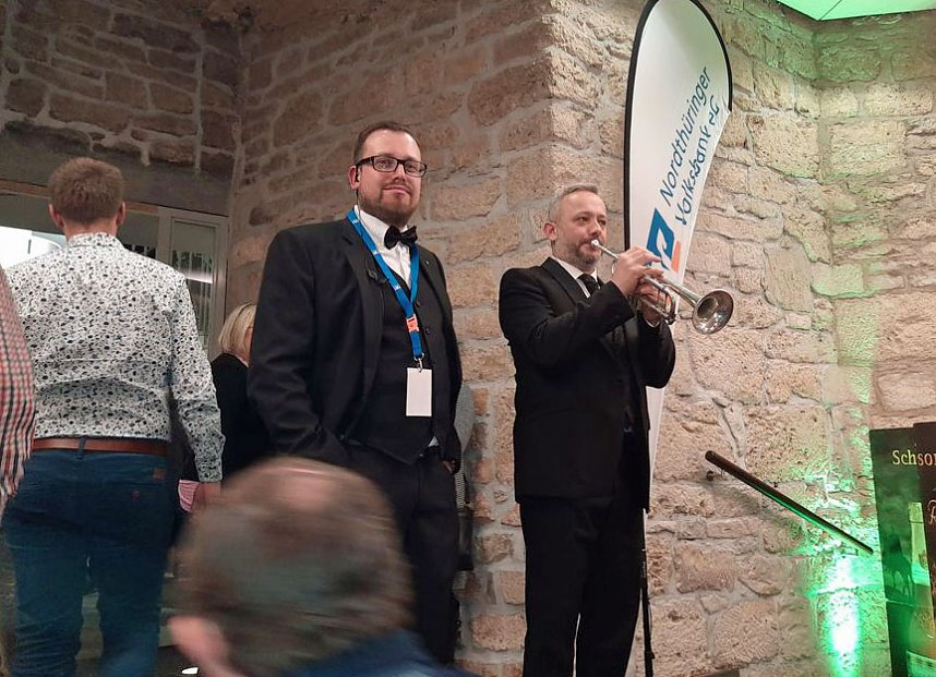 Mit Freaky Tones wieder beschwingt in die Weihnacht