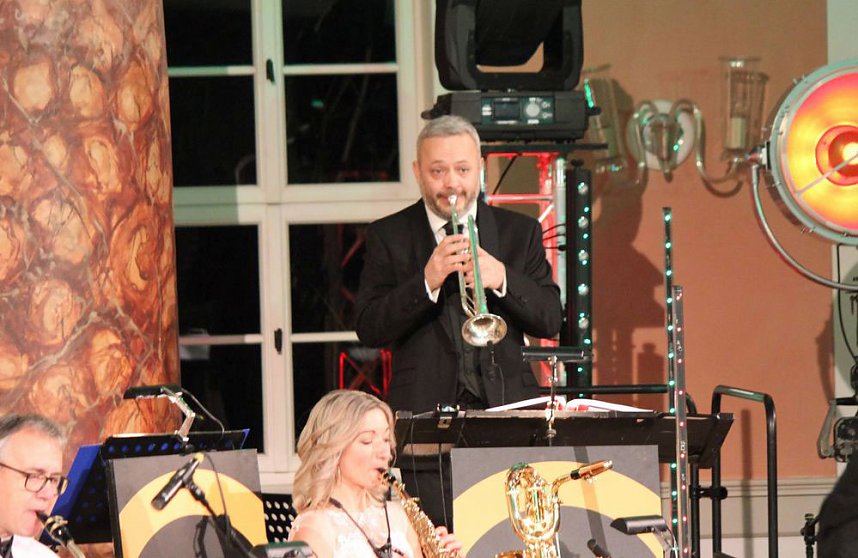 Mit Freaky Tones wieder beschwingt in die Weihnacht