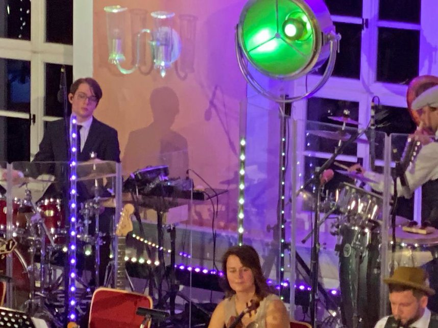 Mit Freaky Tones wieder beschwingt in die Weihnacht