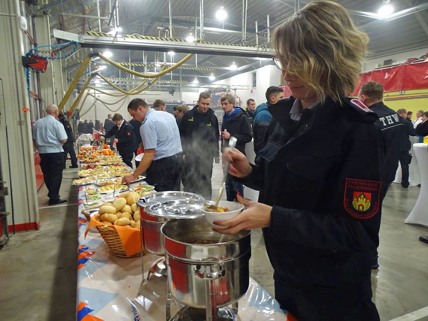 Neue Fahrzeuge f&uuml;r die St&uuml;tzpunktfeuerwehr Bad Frankenhausen