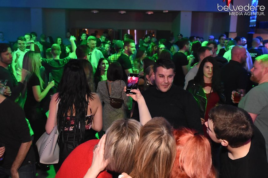 Party im Jugendclubhaus in Nordhausen - der Samstag