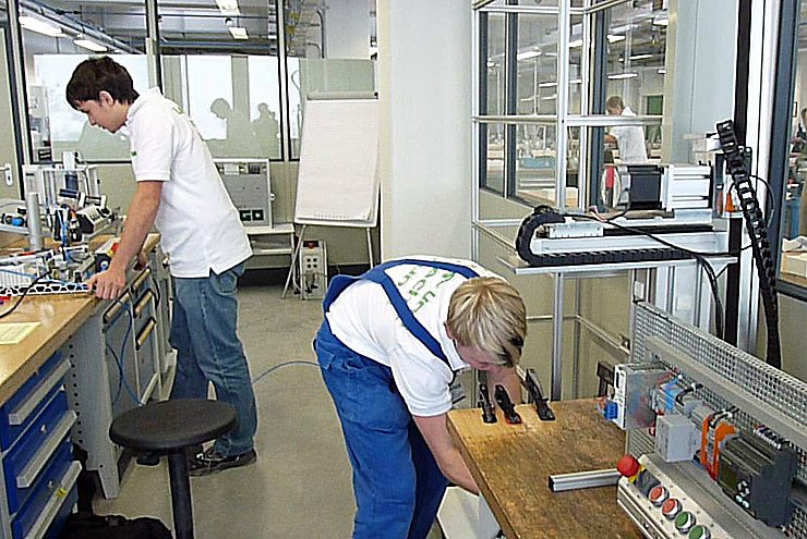 Einweihung Lehrwerkstatt bei WAGO