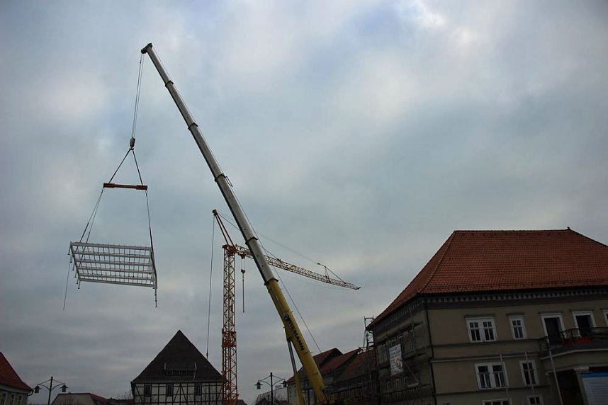 Dachger&uuml;st wird aufgesetzt