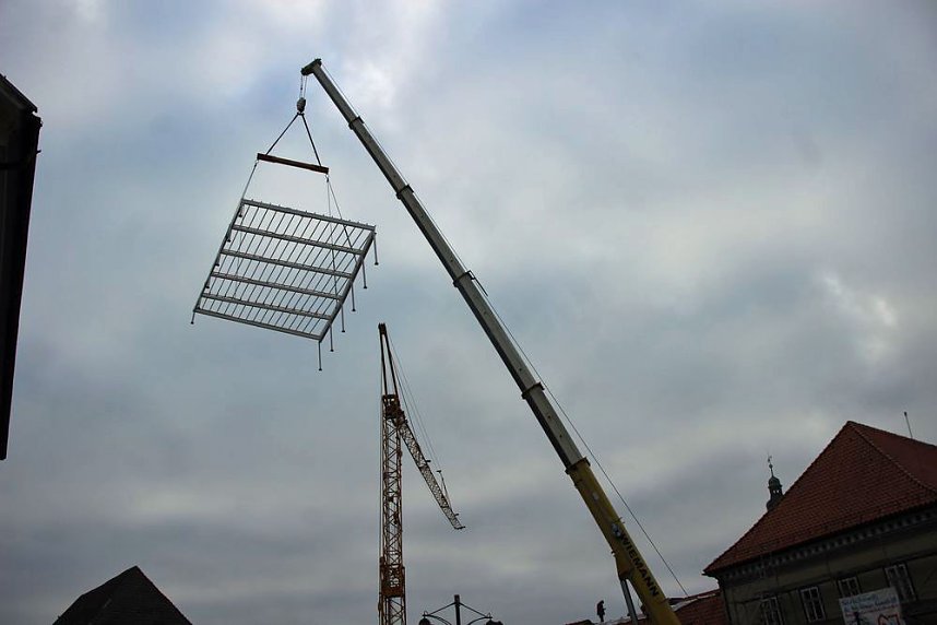 Dachger&uuml;st wird aufgesetzt