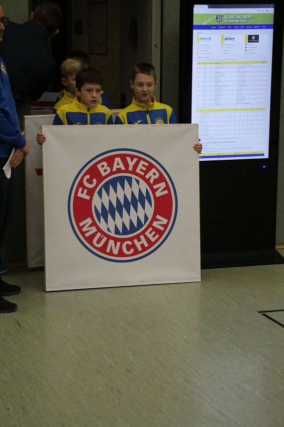 Allianz-Cup gestartet