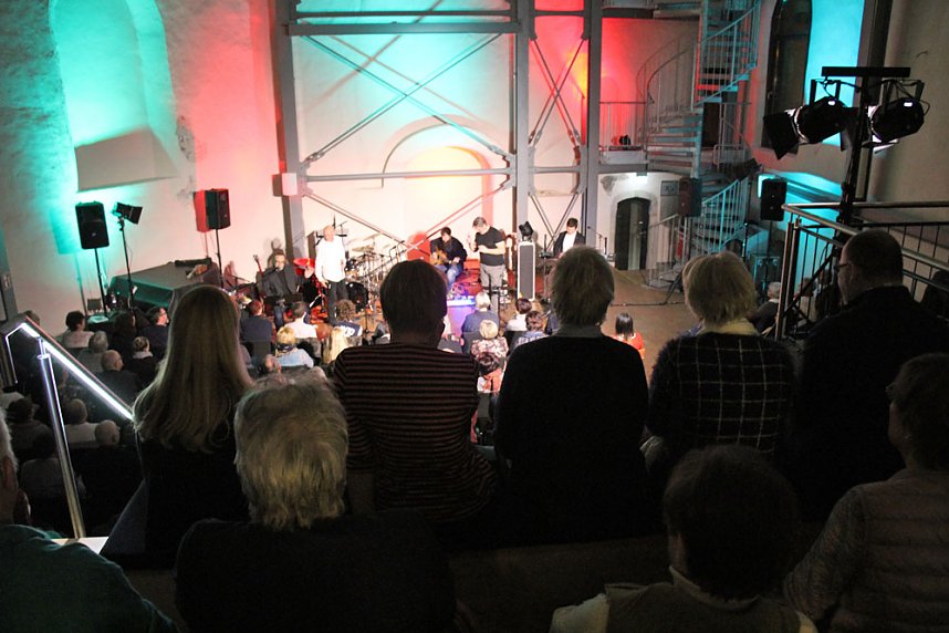 Erfolgreiches Benefizkonzert in der Cruciskirche