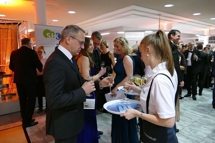 24. &Auml;rzte- Apothekerball