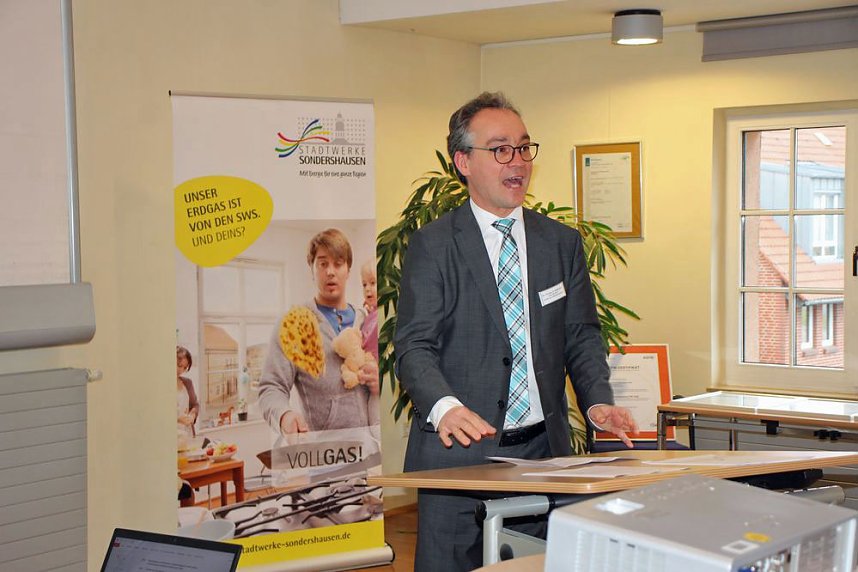 G&uuml;tezertifikate f&uuml;r Technisches Sicherheitsmanagement &uuml;bergeben