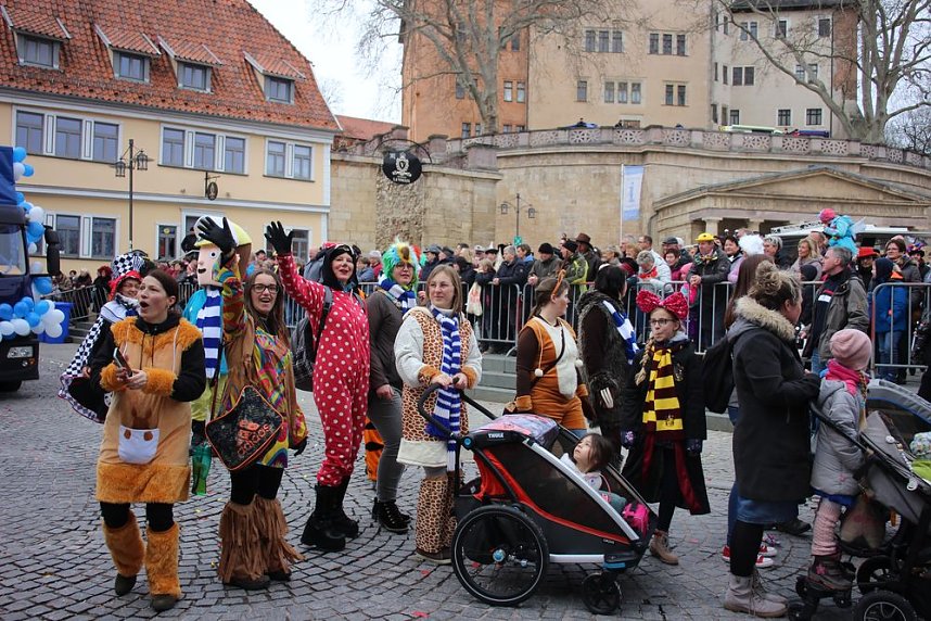 Rosenmontag auf dem Markt Sondershausen