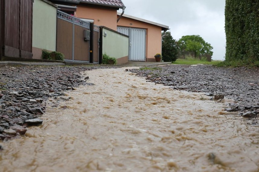 Dauerregen ruft Feuerwehren auf den Plan