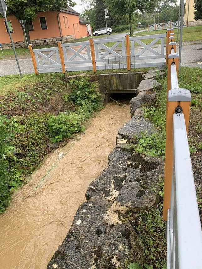 Dauerregen ruft Feuerwehren auf den Plan