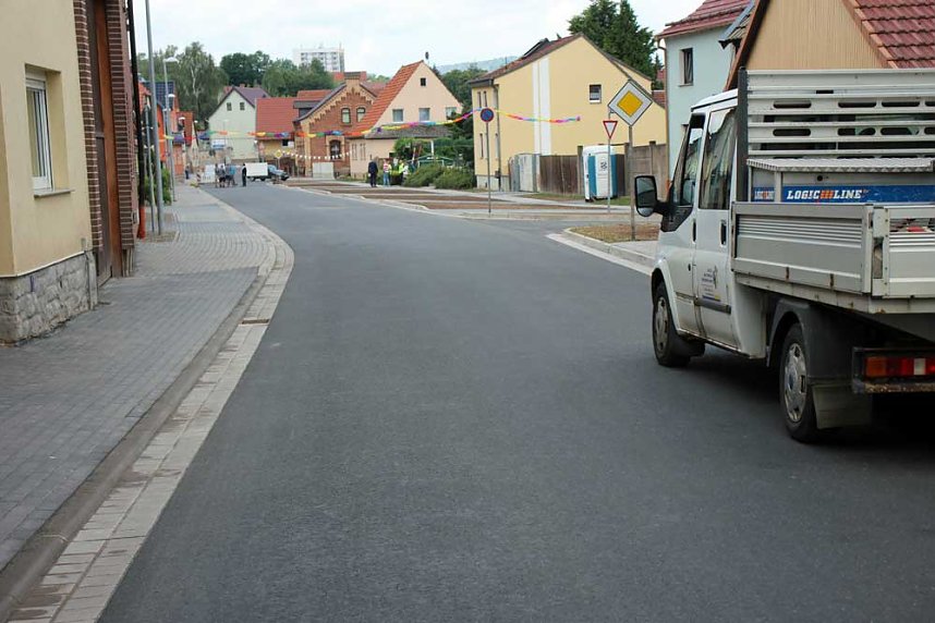 Aufatmen in Jecha, der Verkehr rollt wieder