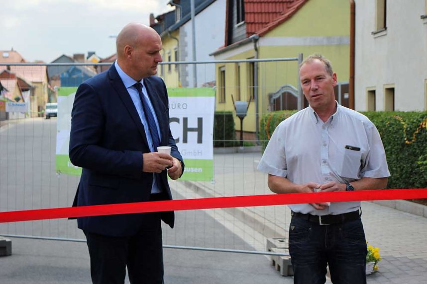 Aufatmen in Jecha, der Verkehr rollt wieder