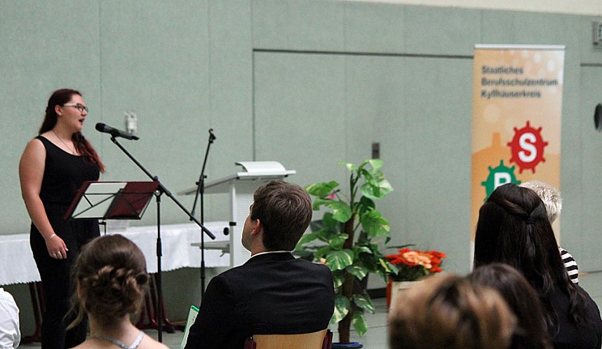 Eine unvergessliche Zeugnis&uuml;bergabe im SBZ