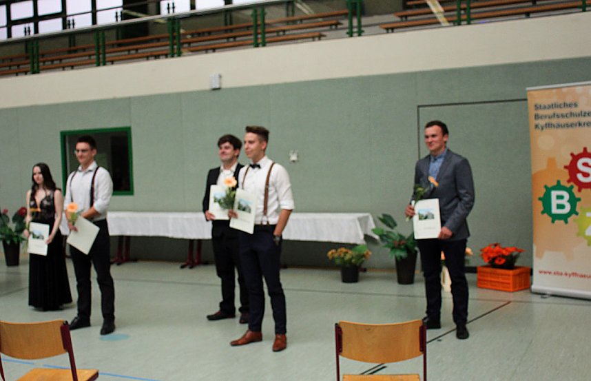 Eine unvergessliche Zeugnis&uuml;bergabe im SBZ