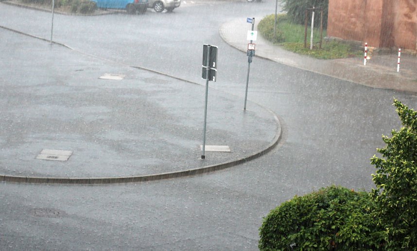 Kr&auml;ftiges Gewitter