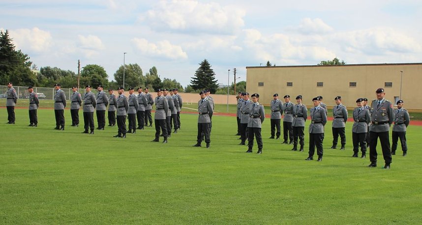 Soldatinnen und Soldaten vereidigt