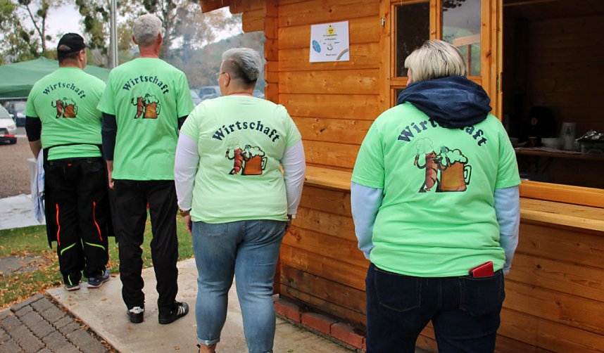 Verdienstvolle Faustballer geehrt